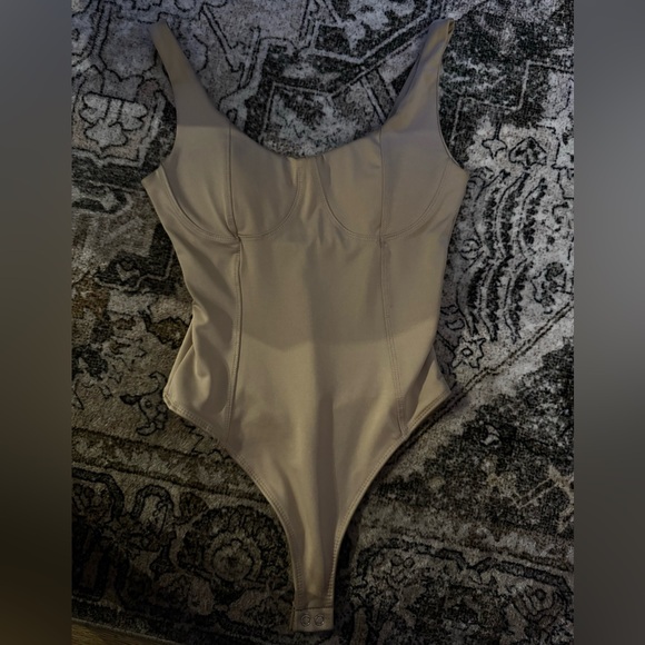 Cream Bodysuit - Picture 1 of 1